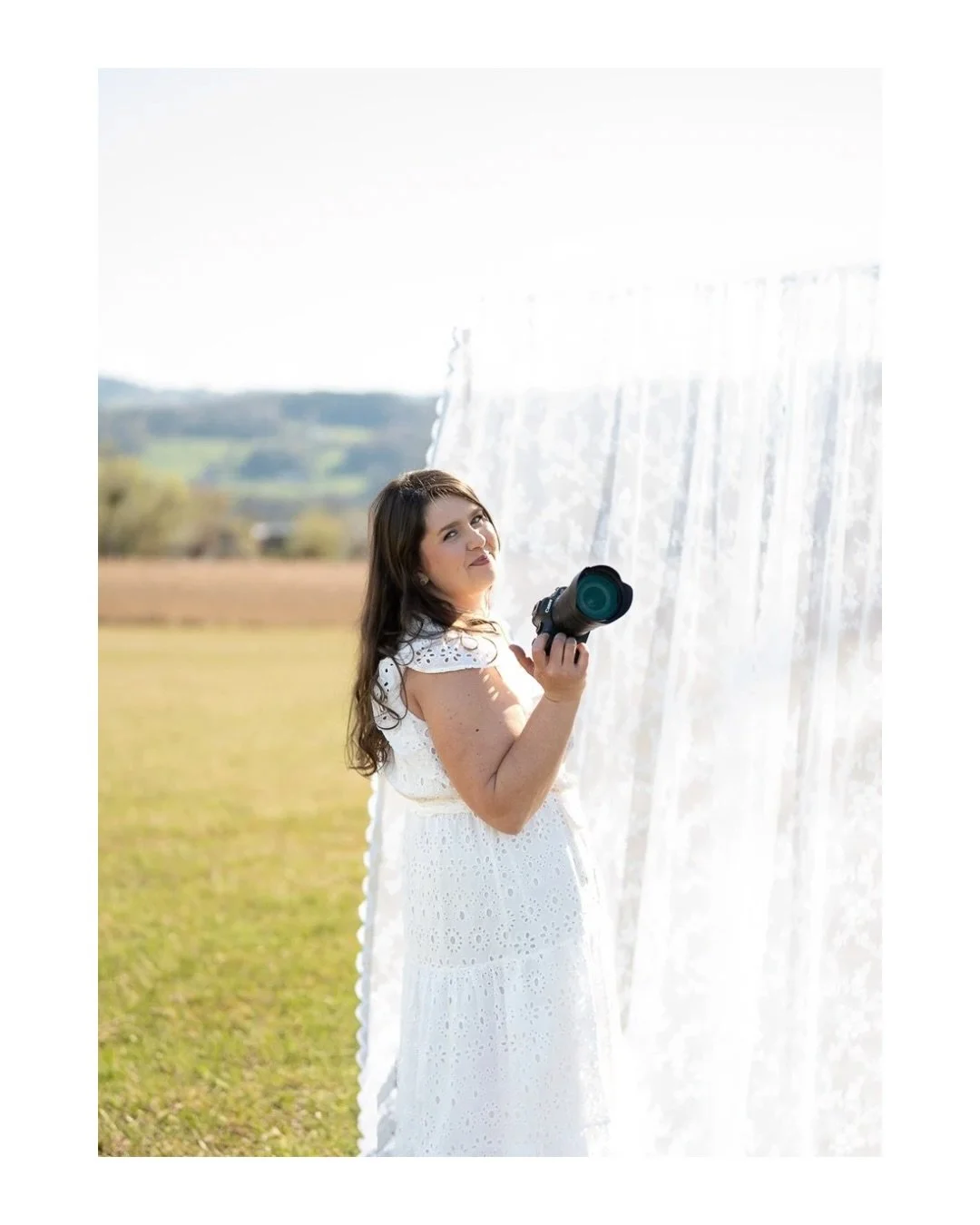 Meist hinter der Kamera - zur Abwechslung mal vor der Linse. Uljana ist selbst Fotografin, weshalb es mir eine umso gr&ouml;ssere Freude war, mit ihr ein gegenseitiges Branding Shooting durchzuf&uuml;hren :) 

Denn es geht nur allzu schnell vergessen