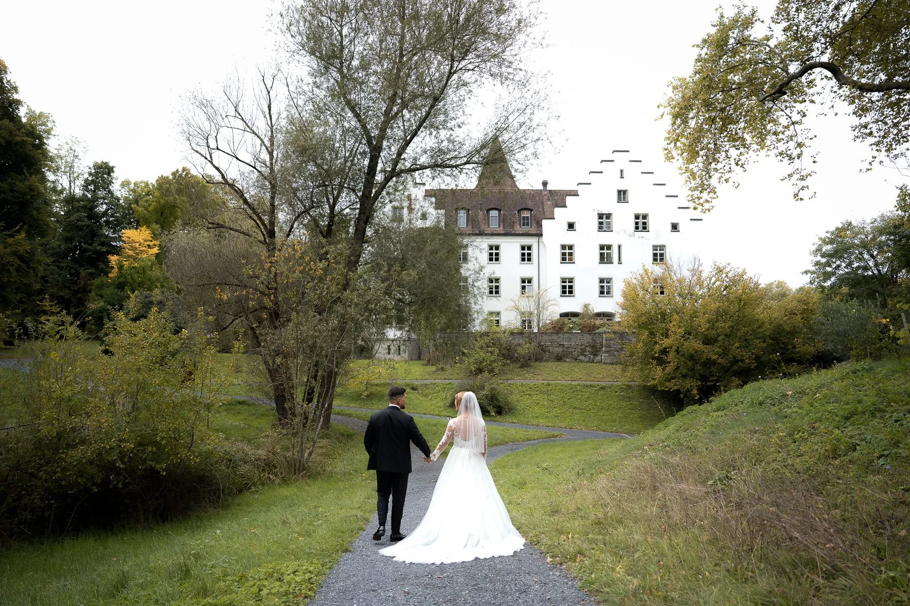 Getting Ready Braut Schloss Wartegg — Martina Eggenberger Fotografie