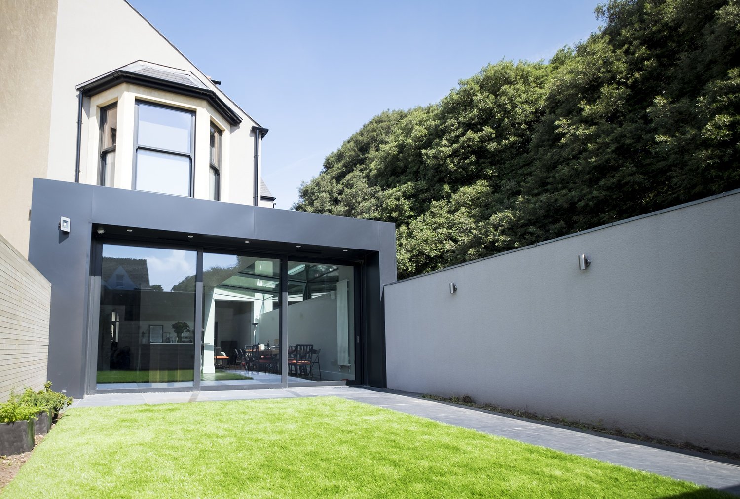distant+angle+house+colour.jpg