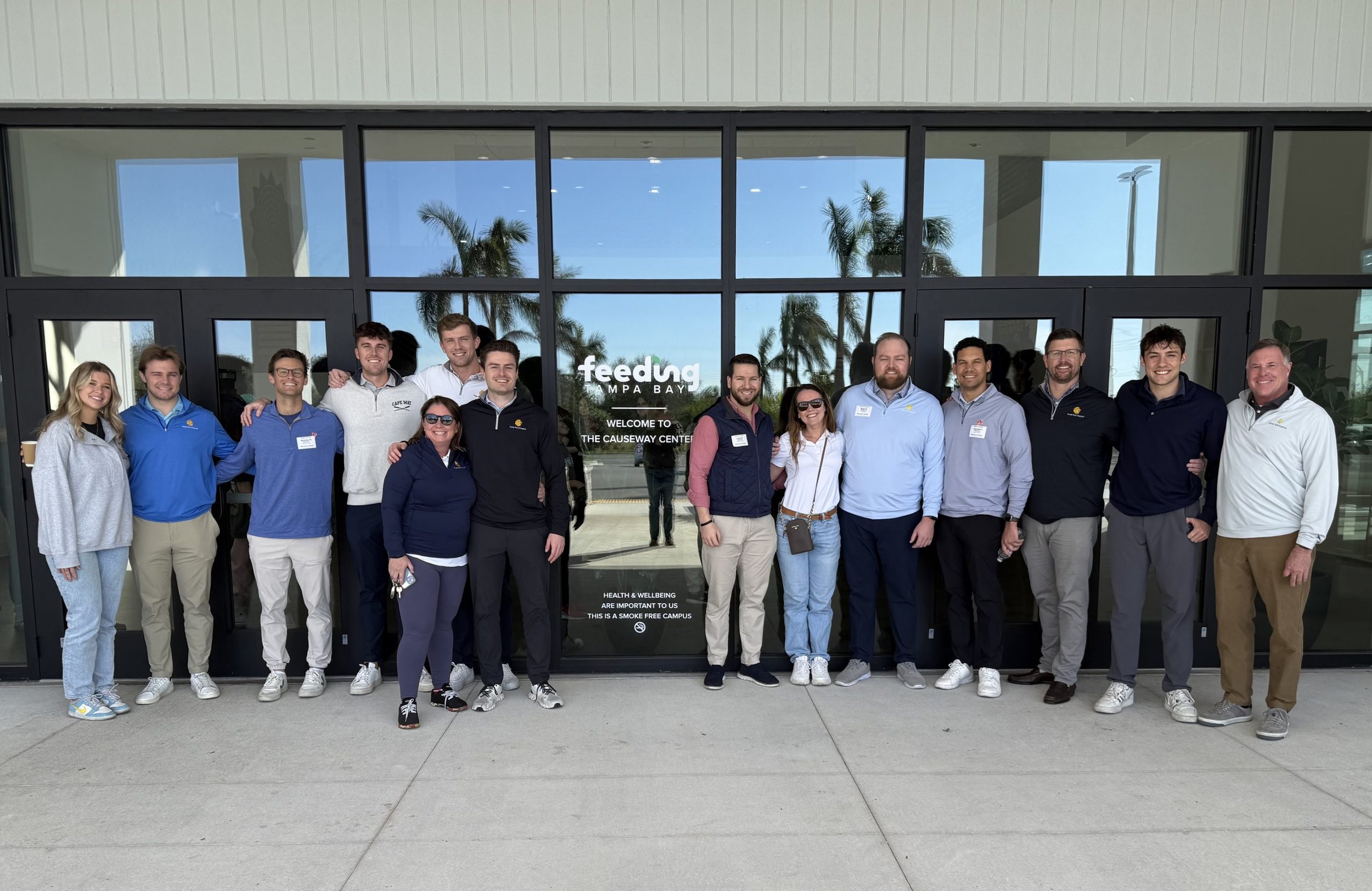 Hyde Park Capital team volunteering their time at Metropolitan Ministries.