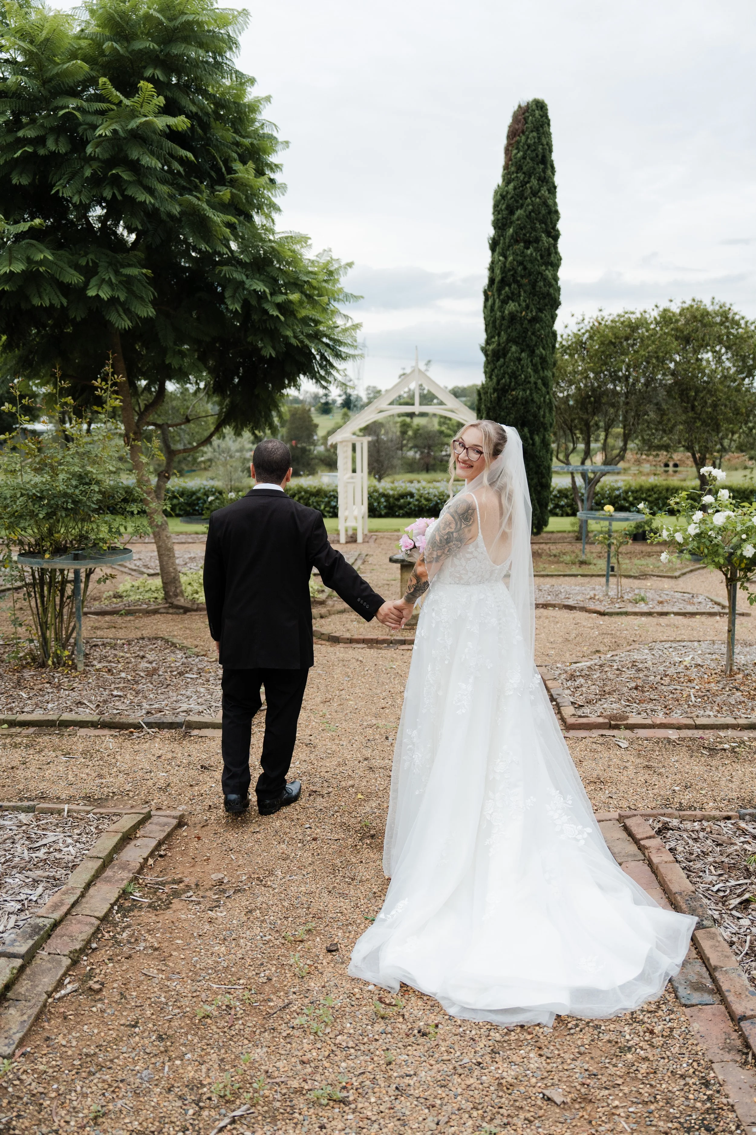 Outdoor Wedding - Gledswood Hills Homestead & Winery
