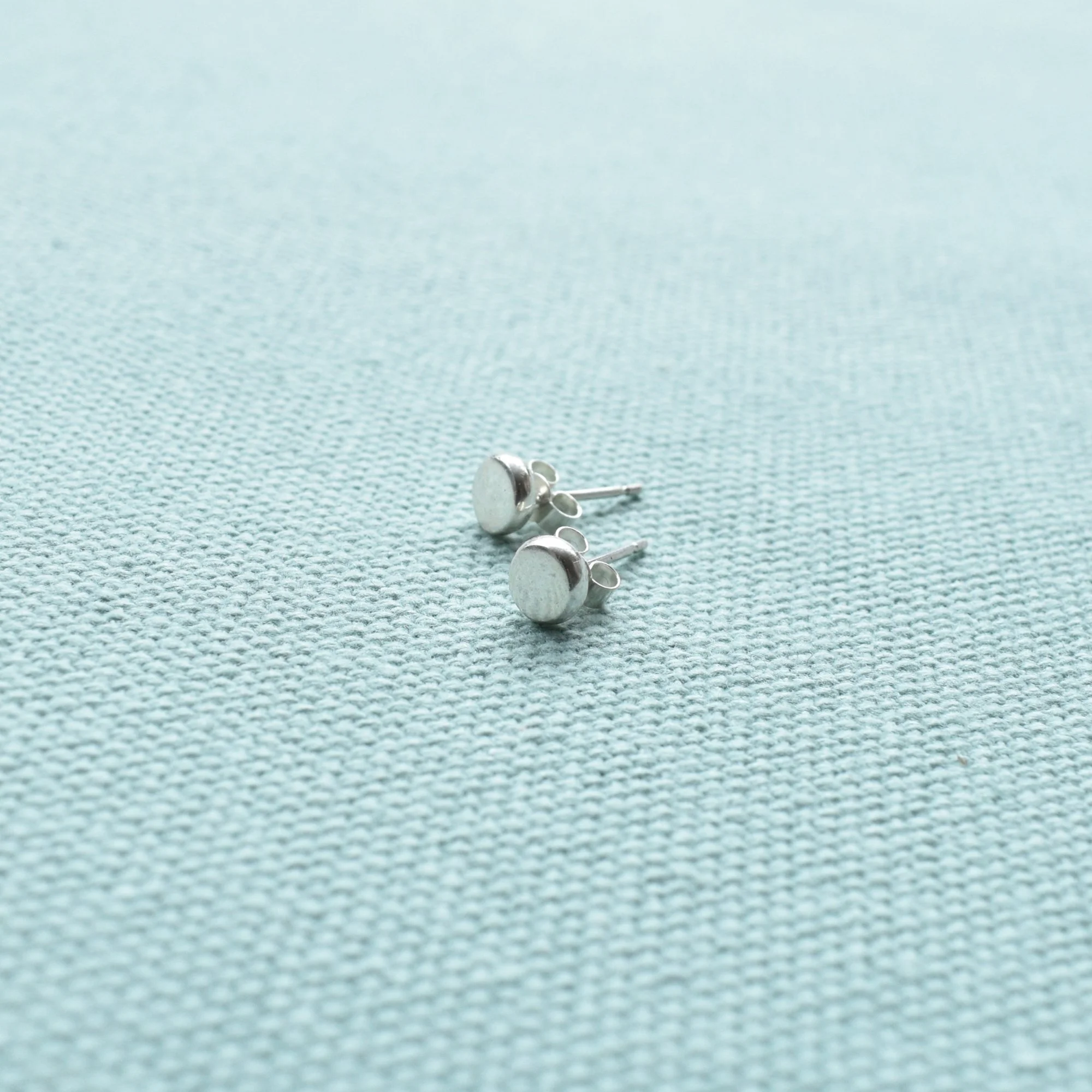 OH studs silver 7.jpg