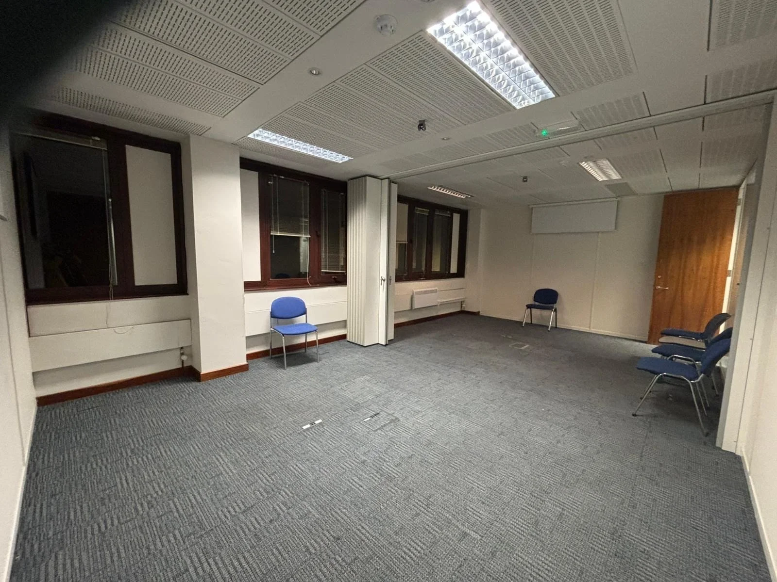 First floor, meeting room space.
