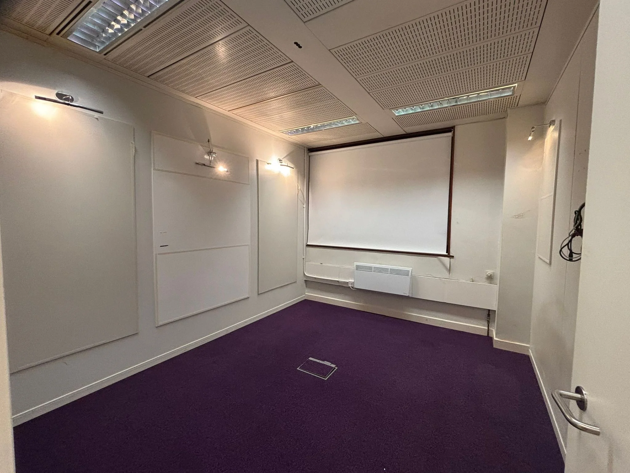 First floor, learning centre space.