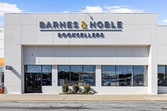 Book Signing - Barnes &amp; Noble Pasadena Crossroads