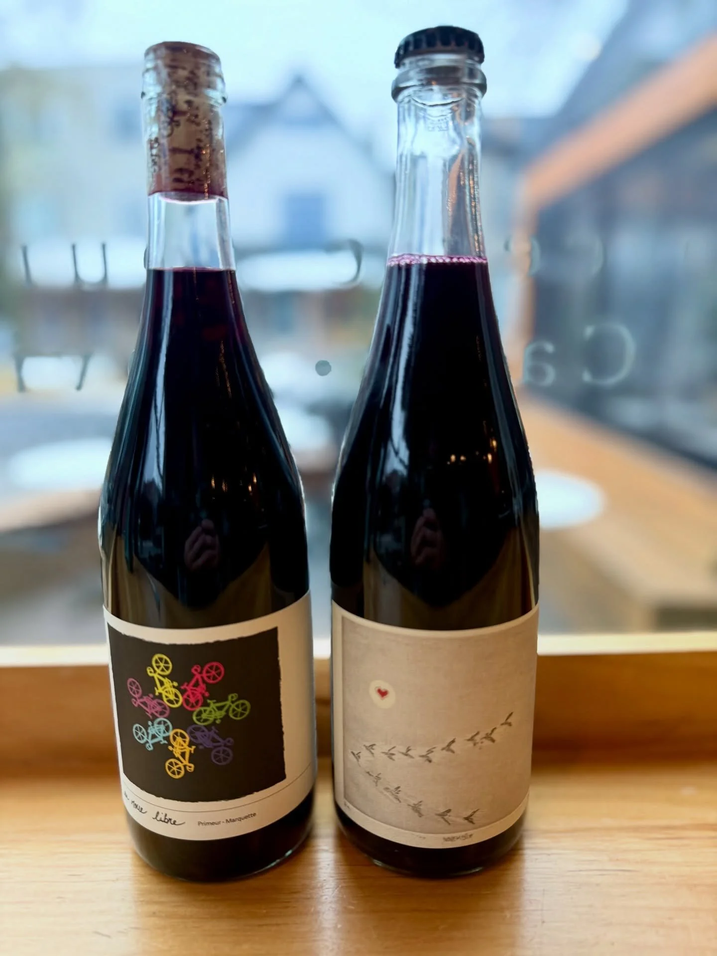 VINS PRIMEURS 🍇

Aujourd&rsquo;hui est le troisi&egrave;me jeudi de novembre et comme la tradition le veut, nous proposons de beaux vins primeurs! Des cuv&eacute;es issues des derni&egrave;res vendanges (2025) de nos beaux vignobles qu&eacute;b&eacu