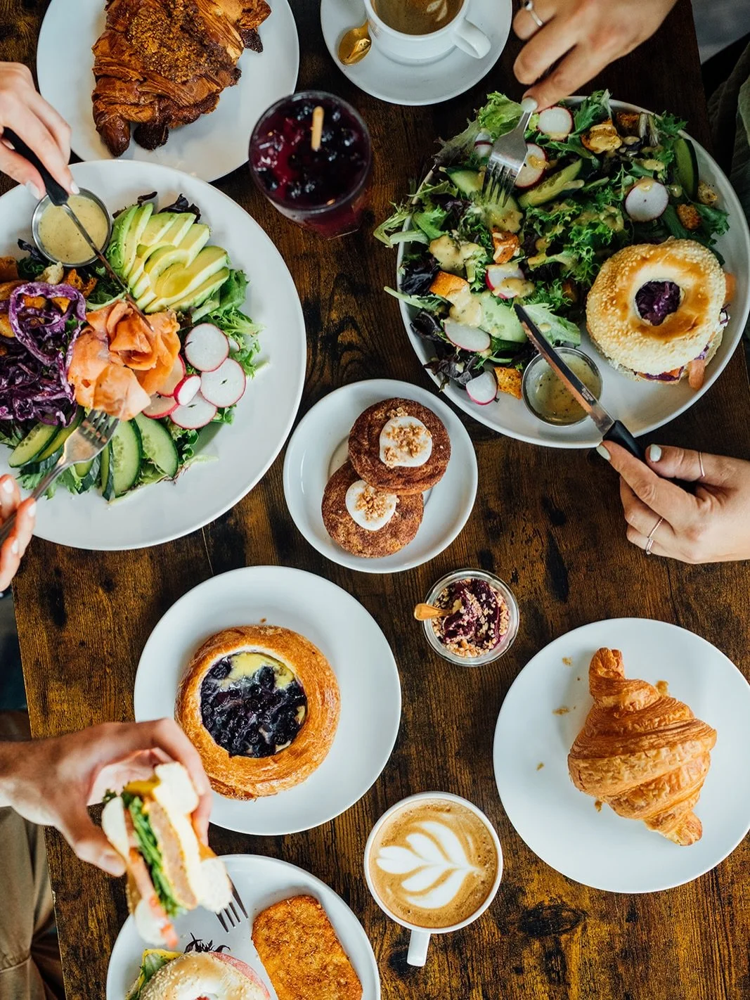 La semaine de rel&acirc;che approche... le temps du brunch aussi. ☕ 🥐
Pas d&rsquo;alarme, pas de stress, juste du bon temps, du caf&eacute; chaud et un bon repas. On vous attend ! ✨

#semainederel&acirc;che #brunch #caf&eacute;dumat #bontemps compto