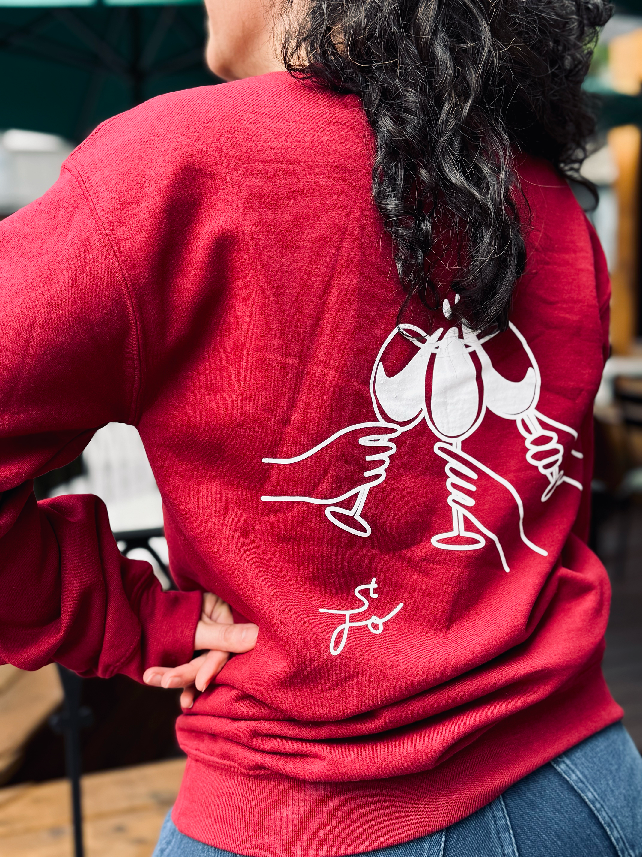 crewneck rouge dos.png