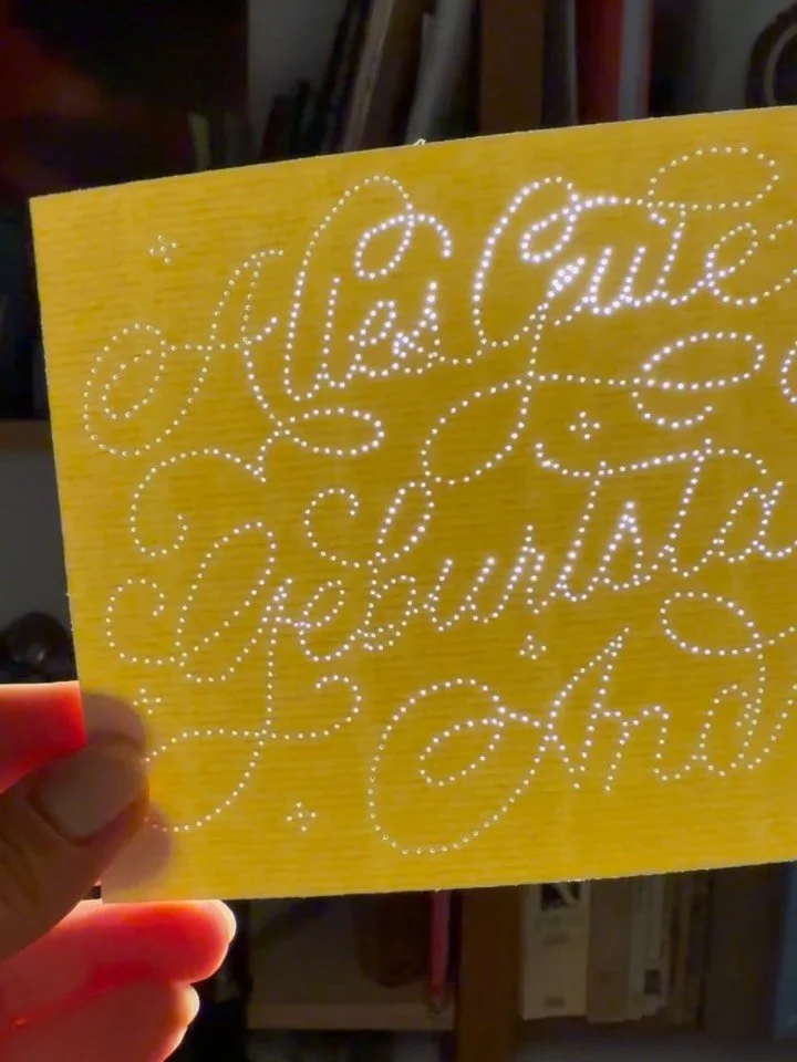 Experimenting&hellip; 🪡✨ 

#calligraphy #kalligrafie #weihnachtskartenbasteln