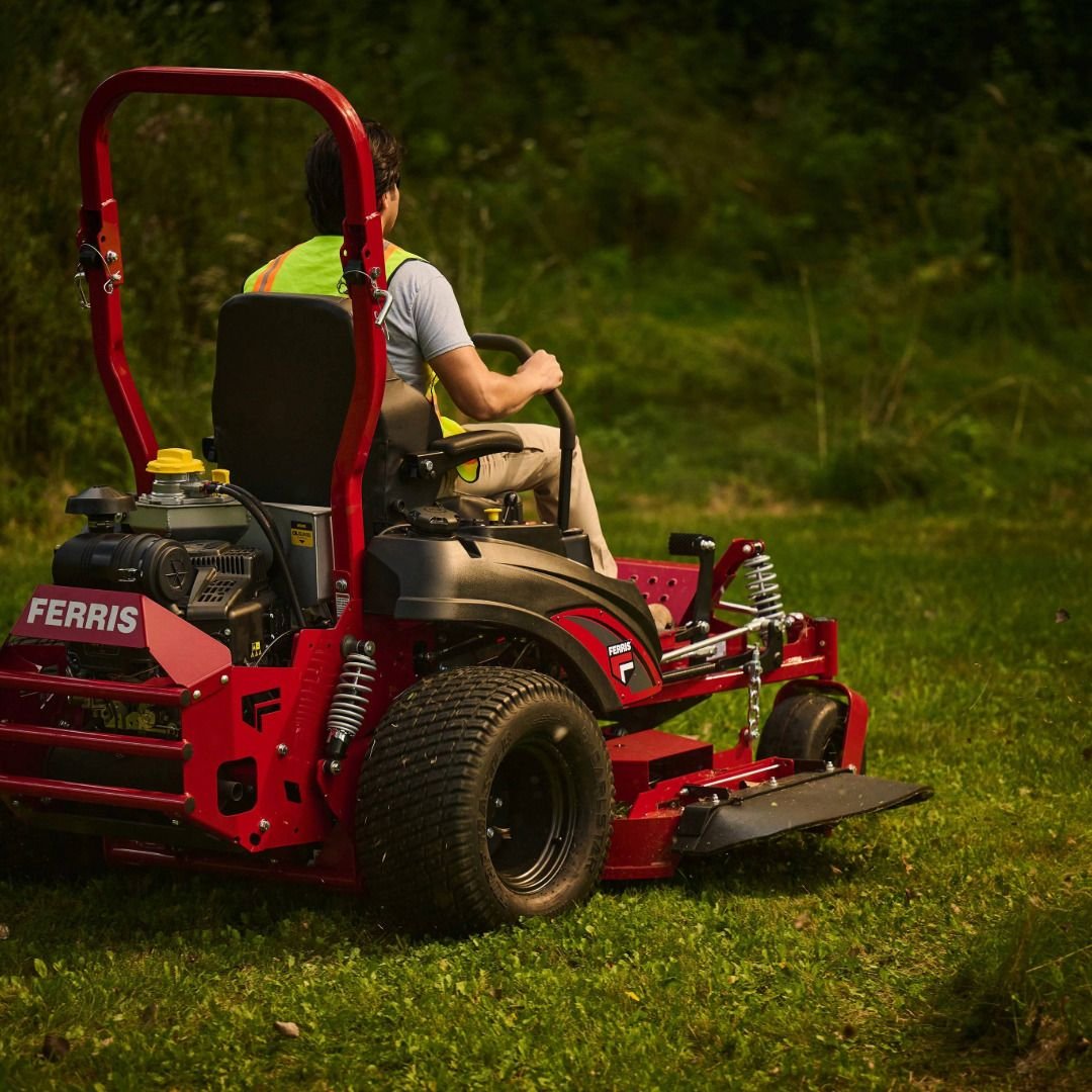 Maximize your cutting hours and minimize your wrench time. When you pair the legendary Ferris suspension with the Vanguard Oil Guard system, you get a consistently smooth ride and a massive 500-hour oil change interval.
Stop in Prime Power Equipment 