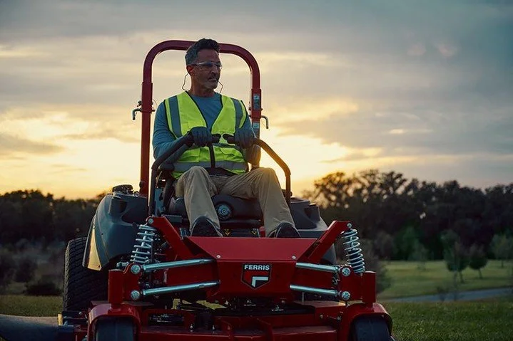 When a more comfortable ride means less fatigue, the next lawn is never a problem.

Feels like we&rsquo;re on to the next lawn. Feels like a Ferris.

#feelslikeaferris #ferrismowers #landscapers #supportsmallbusiness
.
.
.
#ExperienceSuspension #Ferr
