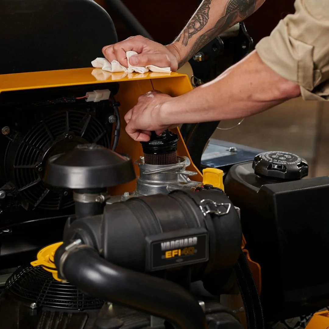 Mess free oil changes.
Vanguard's Oil Guard System has an easy-fill cap and integrated filter making oil changes easier, cleaner, and faster. 
Visit us at Prime Power Equipment to see our equipment with Oil Guard.
.
.
.
#OilGuard #VanguardEngines #Br