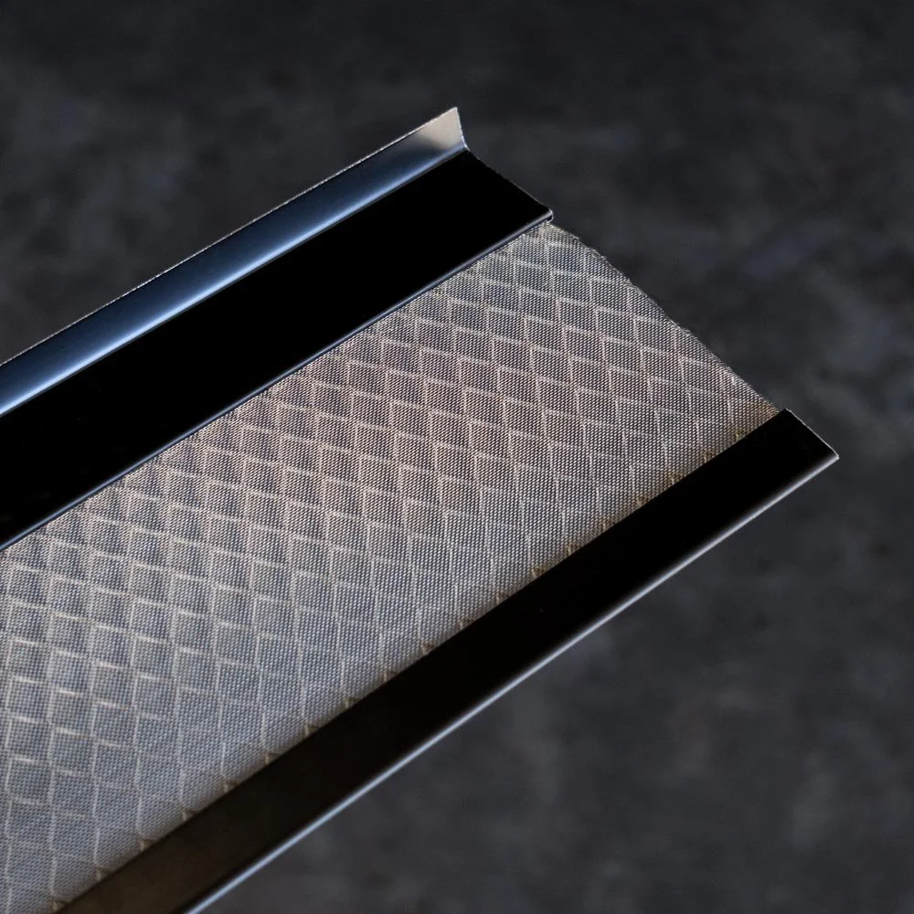 Grizzly Gutter Guard – Fascia Black