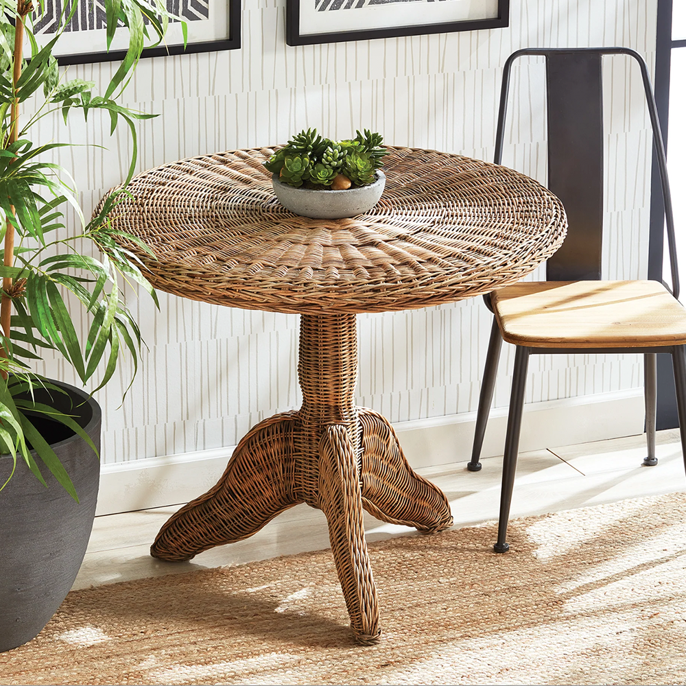 Savannah Table.png