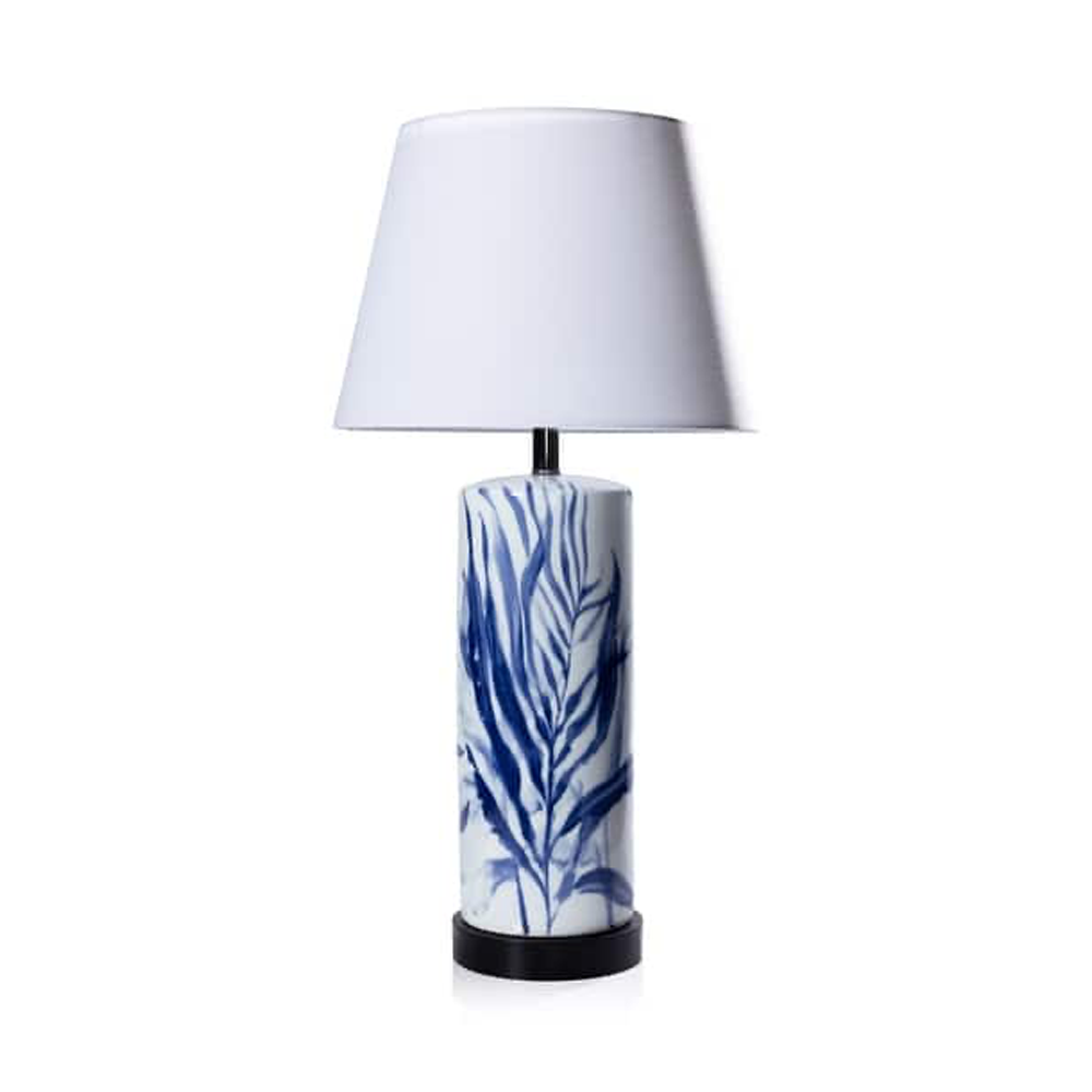 Large Fontainebleau Lamp.png