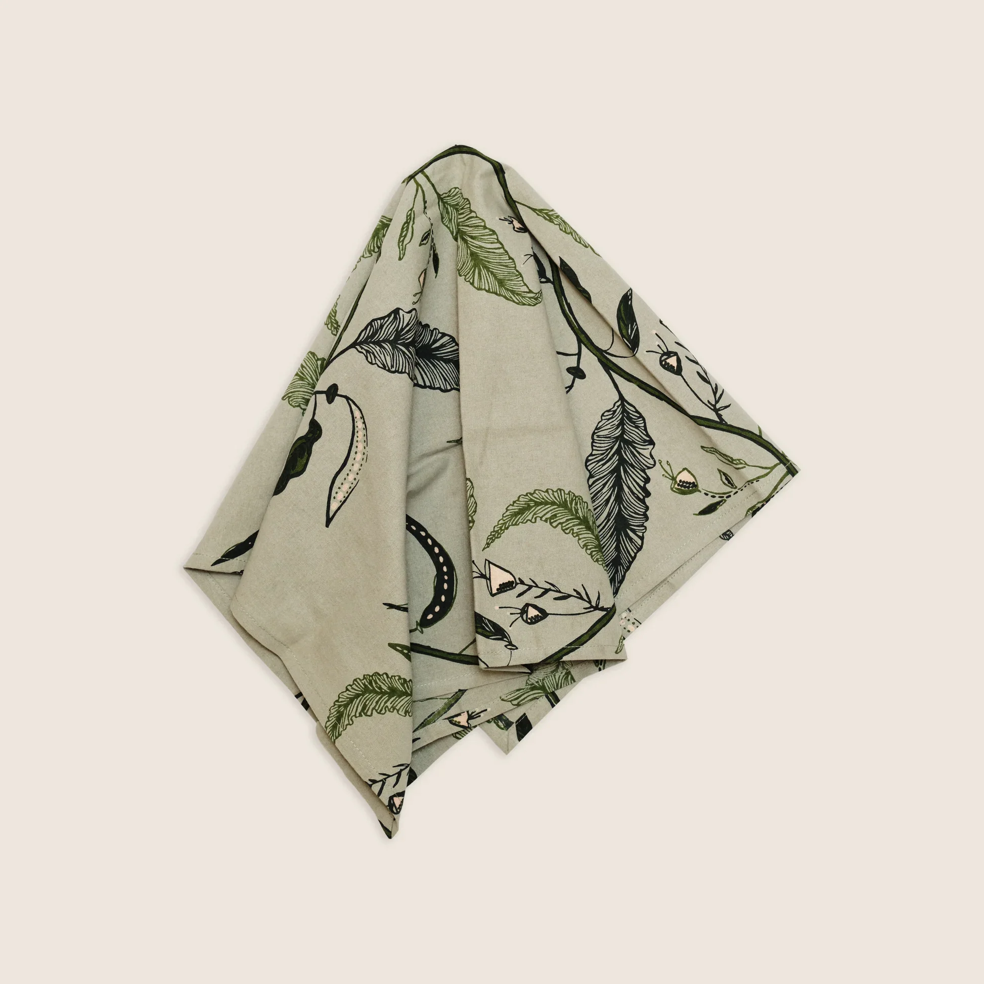 Tuileries_Evergreen_Napkin_2.jpg.webp (Copy) (Copy)