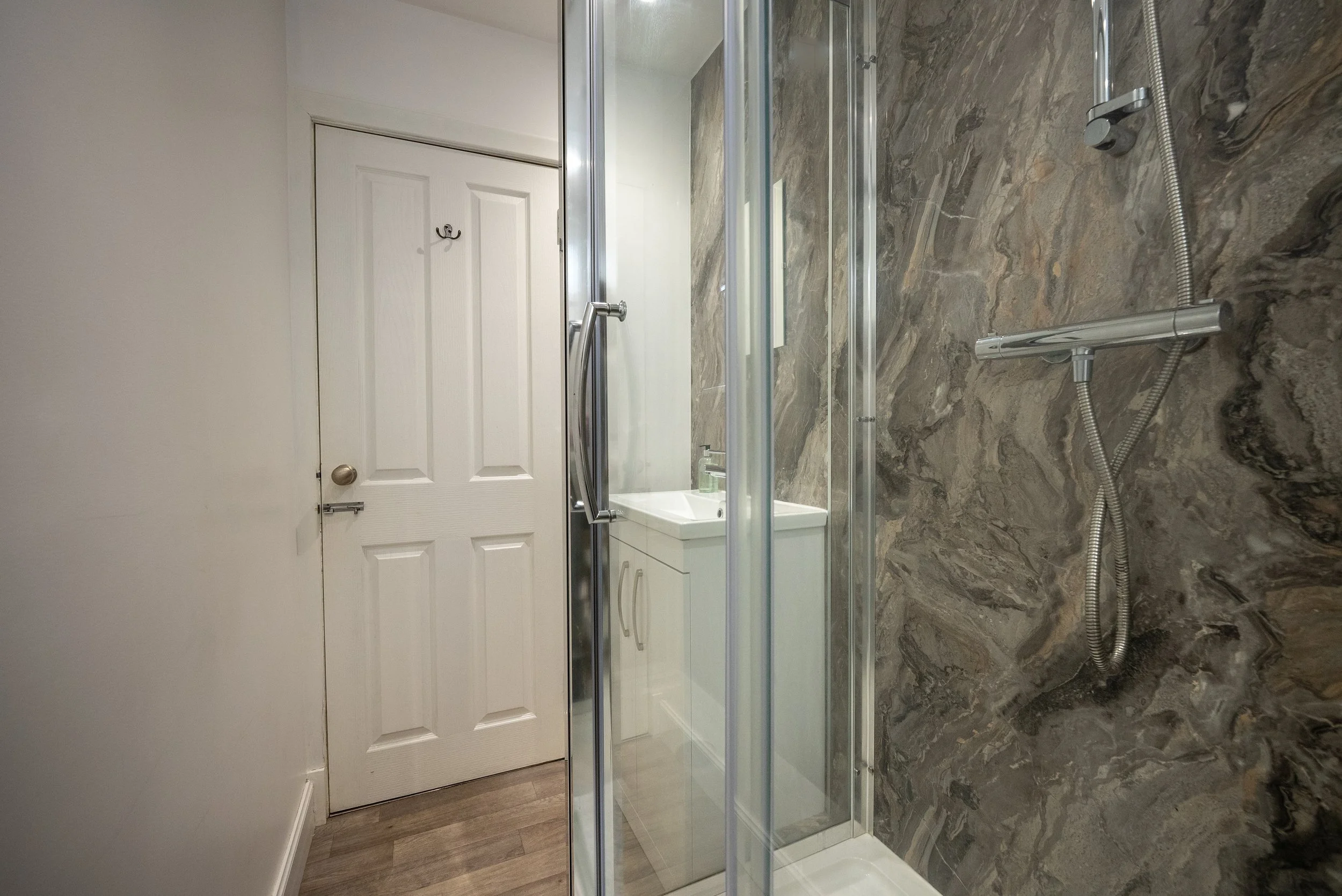 Bathroom - Angle 2.jpg