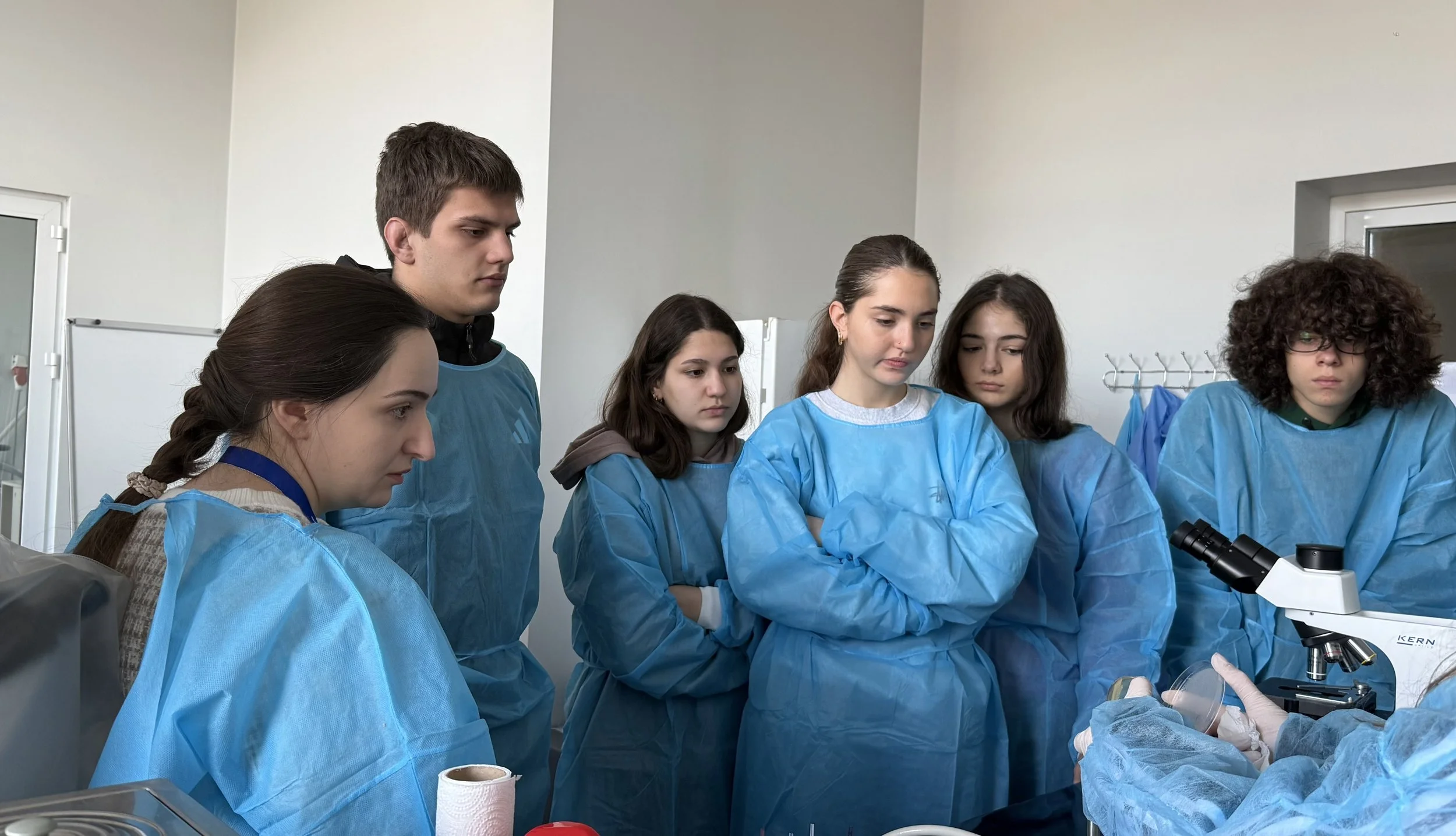 Caucasus French School Visits the Eliava Institute