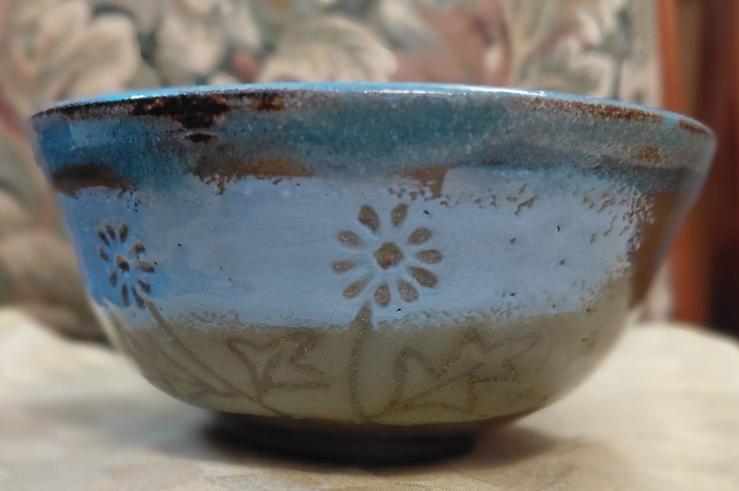 carved flowers bowl
