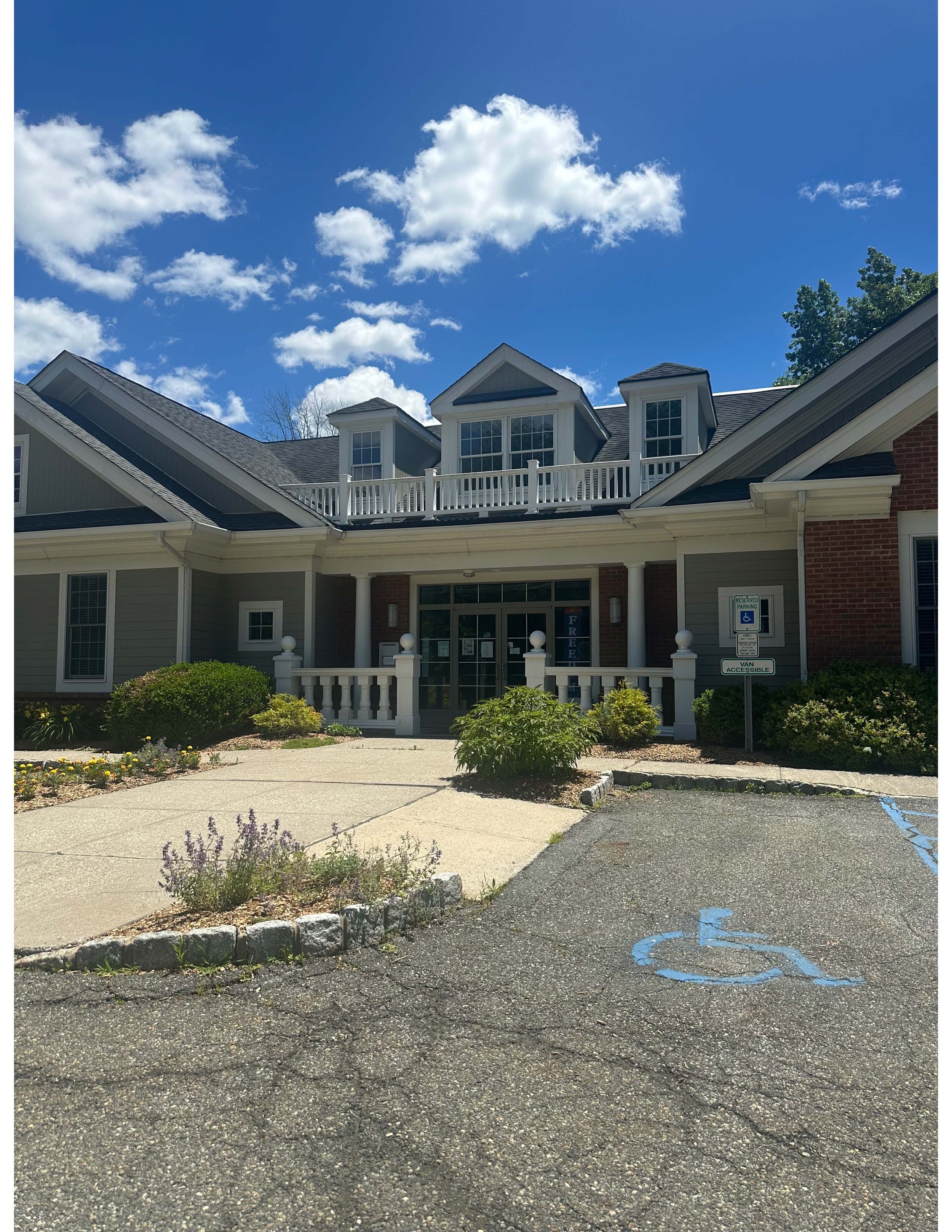 Front view of the Wantage Municipal Building in Wantage Township, NJ.