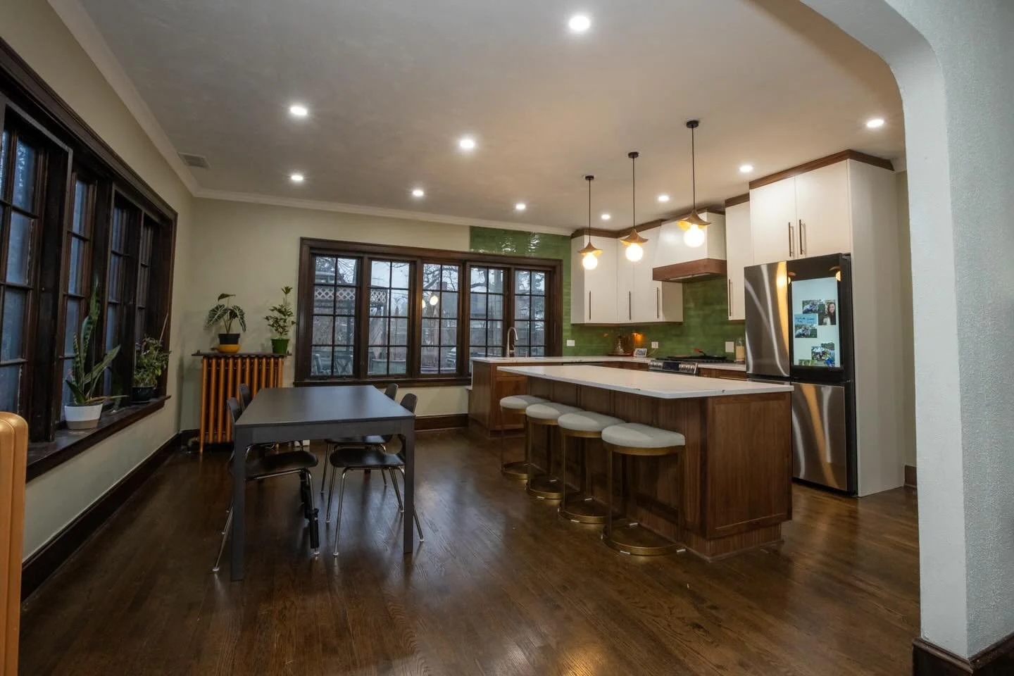 This client wanted to make a connection between the kitchen and the beautifully wooded landscape in the back of their house. In order to make this a fluid transition and to achieve spectacular views into the surrounding landscape we relocated the kit