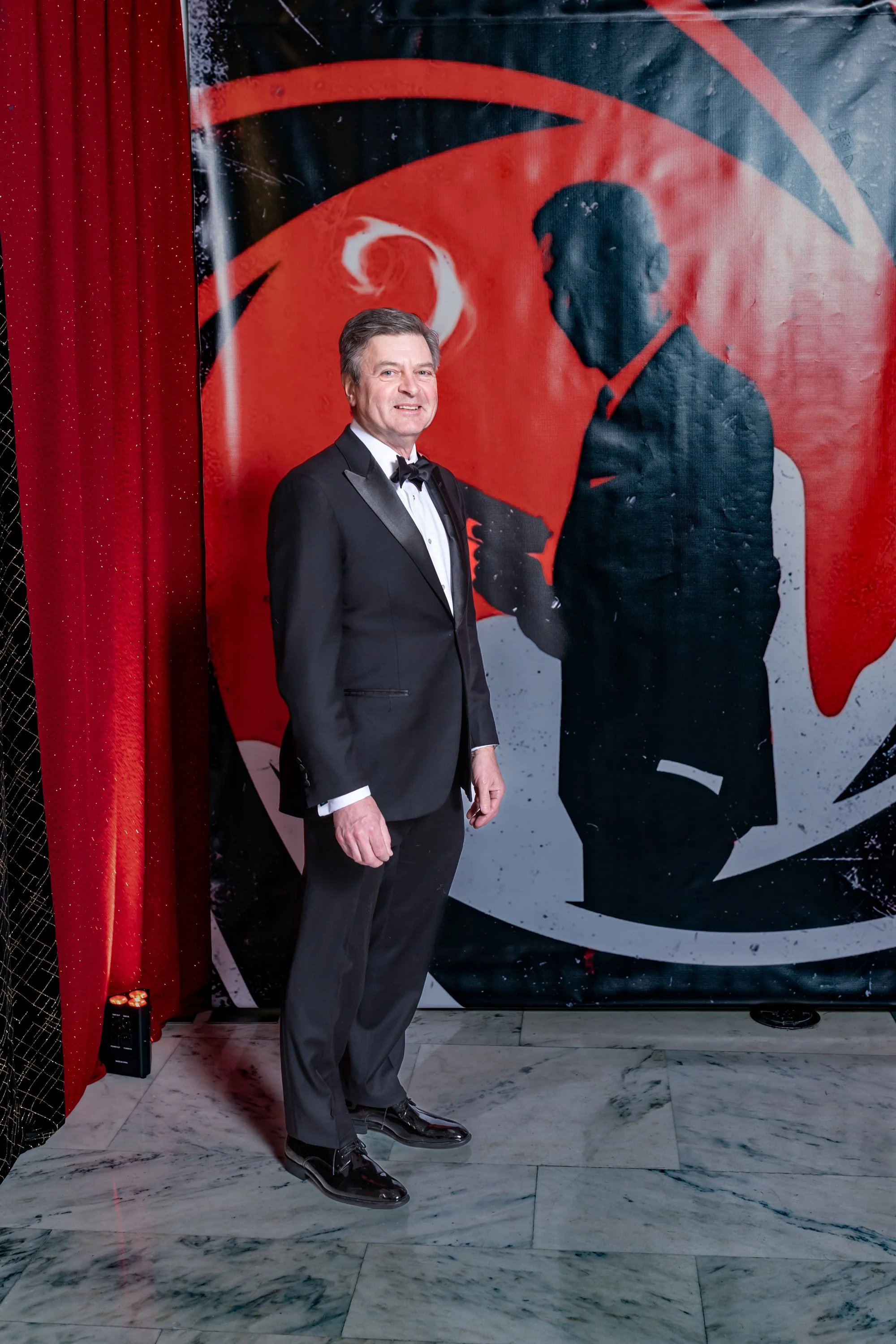 Cricket Groundhog Super 007 -Bachrach-0001.jpg