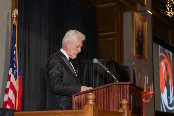 Cricket Groundhog Super 007 -Bachrach©-8009 copy.jpg