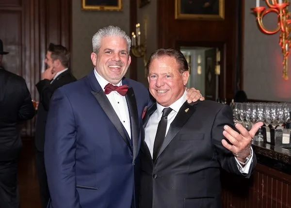 Cricket Groundhog Super 007 -Bachrach©-8201 copy.jpg