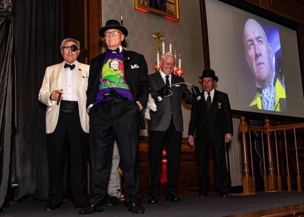 Cricket Groundhog Super 007 -Bachrach©-8055 copy.jpg