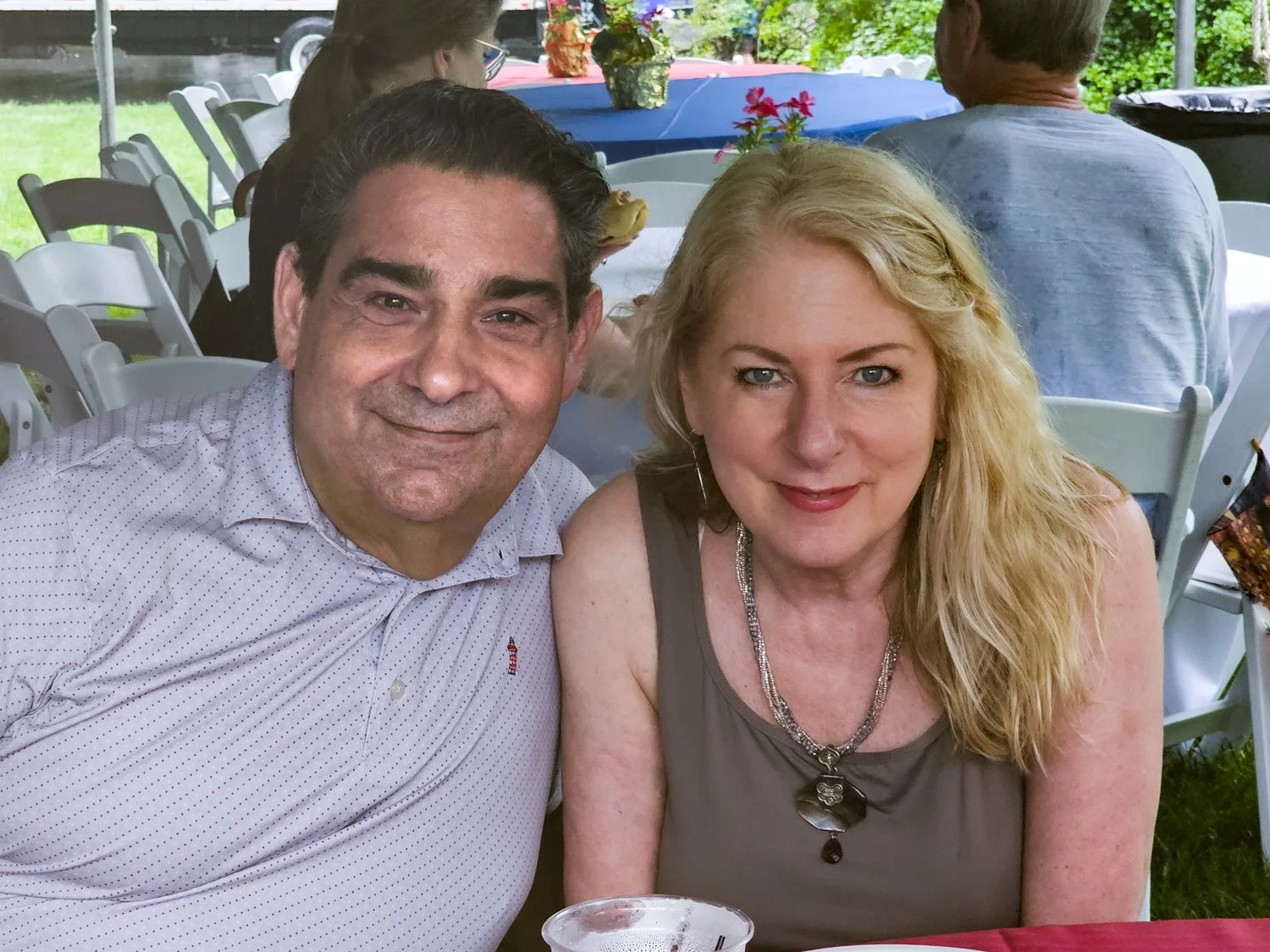 CG Table Pig Roast -Bachrach©-145411.jpg