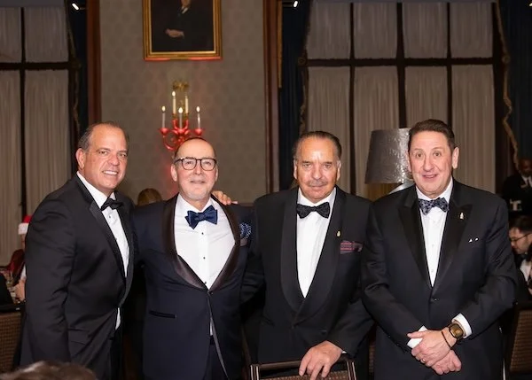 Cricket Groundhog Super 007 -Bachrach©-8181 copy.jpg