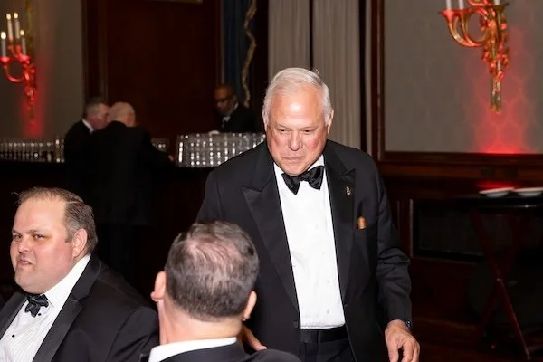 Cricket Groundhog Super 007 -Bachrach©-8128 copy.jpg