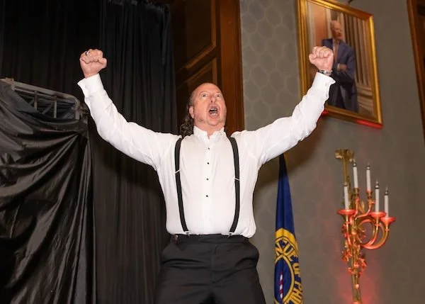 Cricket Groundhog Super 007 -Bachrach©-8035 copy.jpg