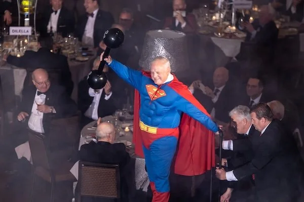 Cricket Groundhog Super 007 -Bachrach-0261 copy.jpg