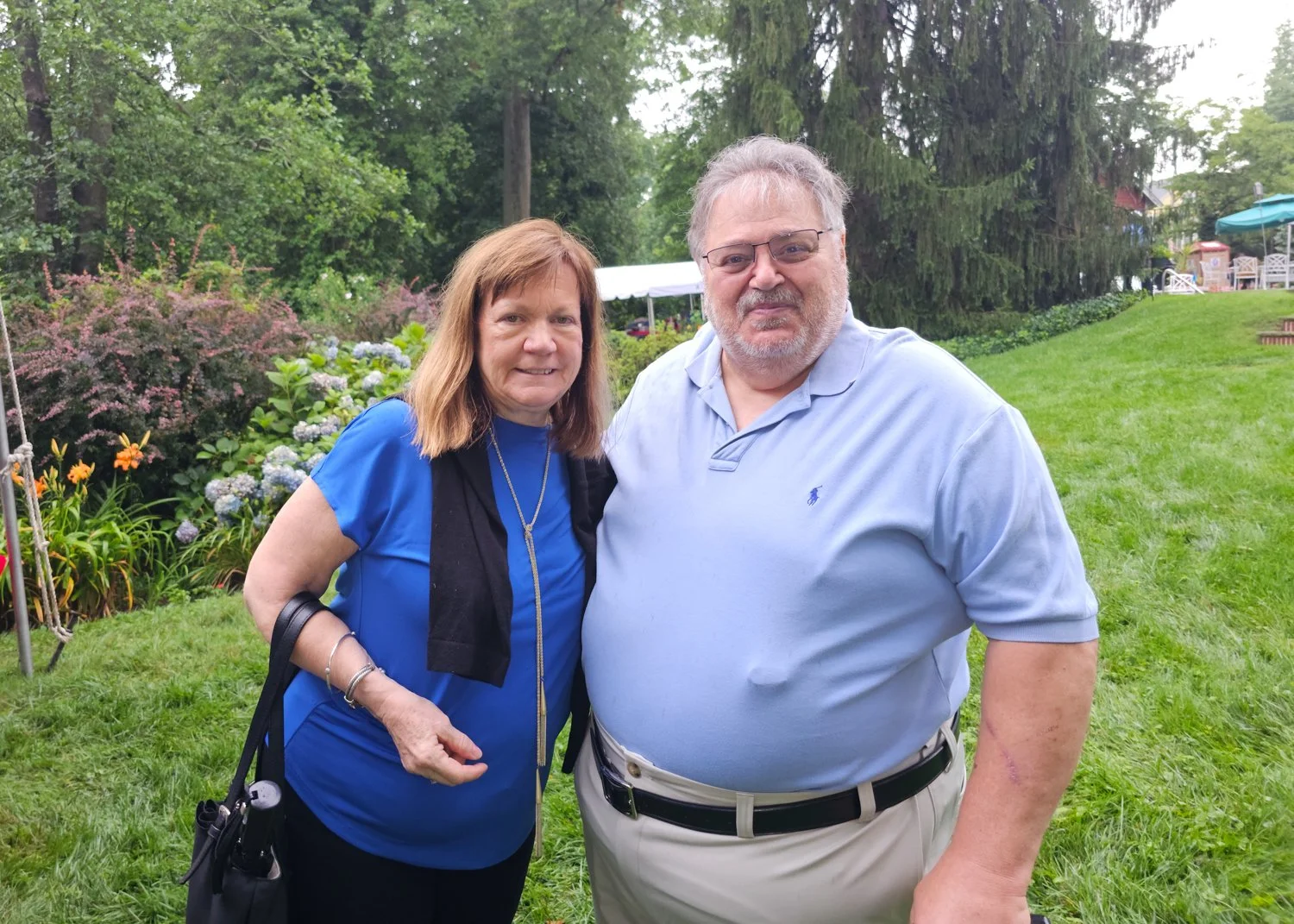 CG Table Pig Roast -Bachrach©-161254.jpg