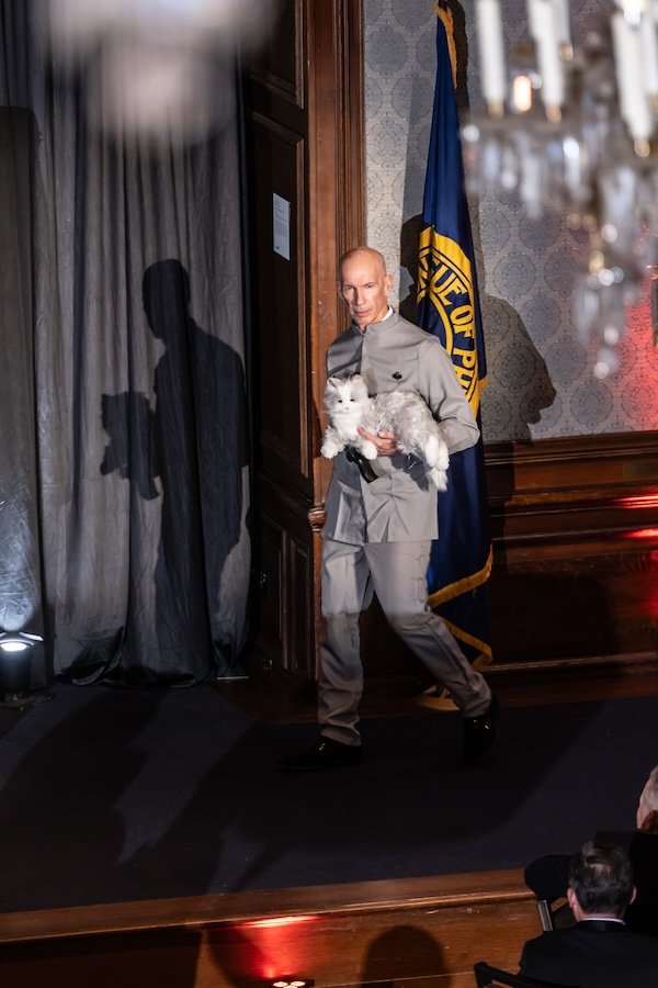 Cricket Groundhog Super 007 -Bachrach-0220 copy.jpg