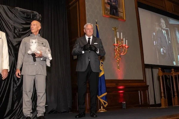 Cricket Groundhog Super 007 -Bachrach©-8052 copy.jpg