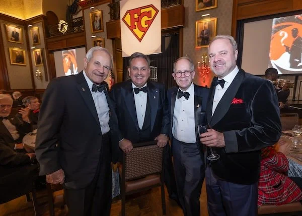 Cricket Groundhog Super 007 -Bachrach-0408 copy.jpg