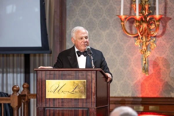 Cricket Groundhog Super 007 -Bachrach©-2-280 copy.jpg