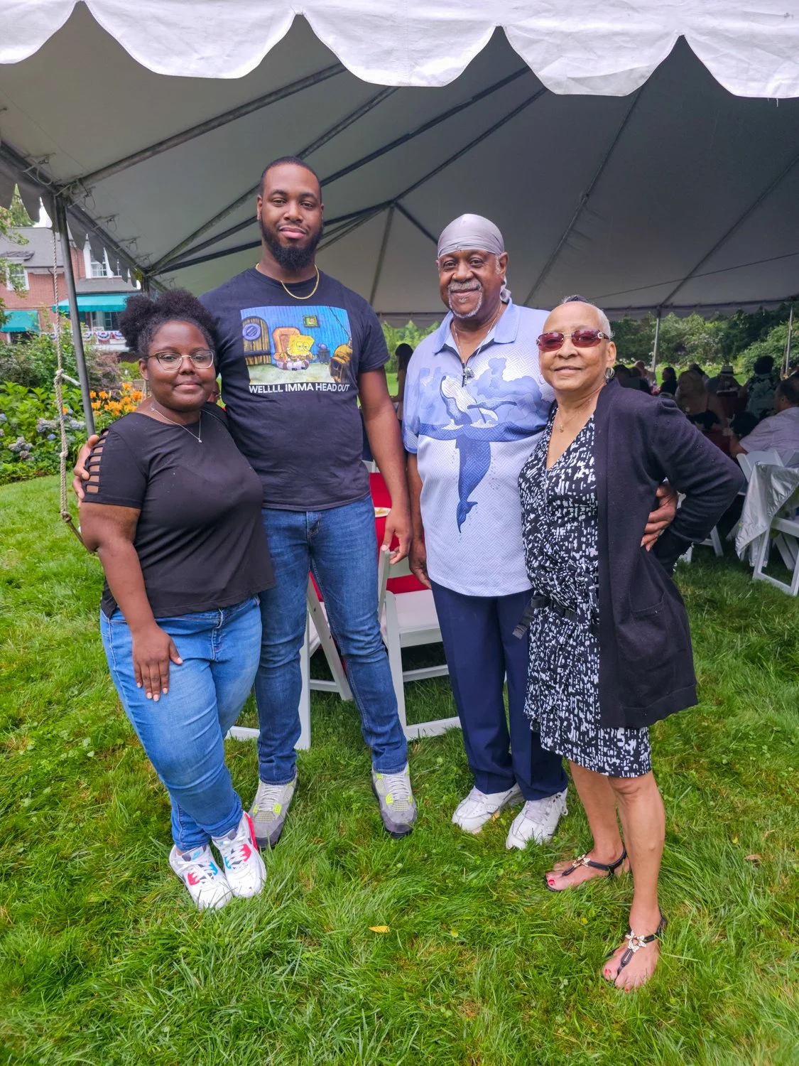 CG Table Pig Roast -Bachrach©-161720.jpg