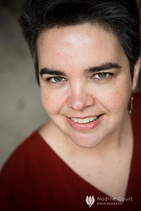 Véronique DARMANGEAT, vous accueil et si besoin vous met en contact avec autre professional pour soutenir votre allaitement (diététicien, ORL, médecin généraliste)