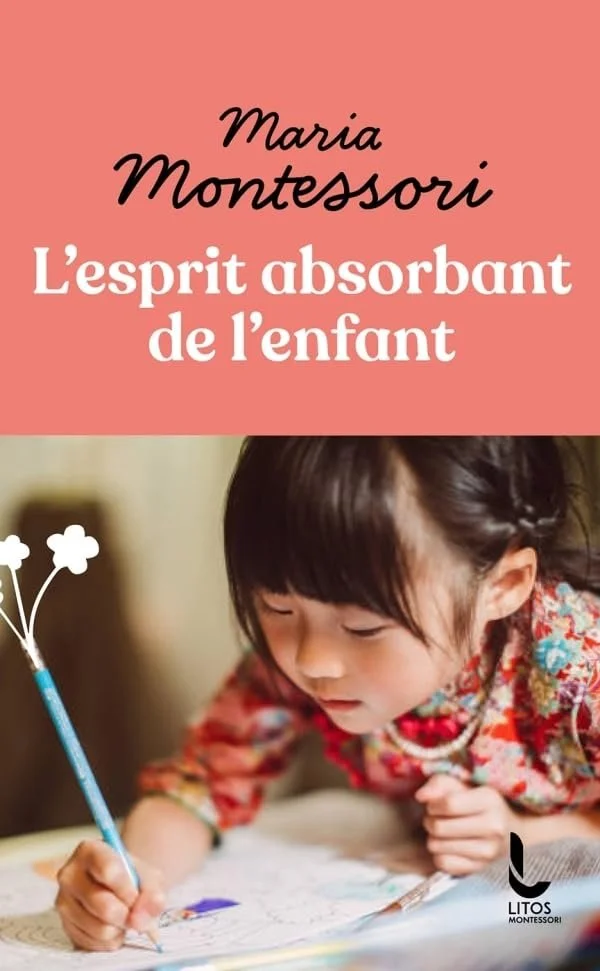 Le Dr Maria Montessori explique comment l’esprit absorbant de l’enfant — soutenu par les neurones miroirs — joue un rôle fondamental dans son développement, de la naissance jusqu’à l’âge adulte.