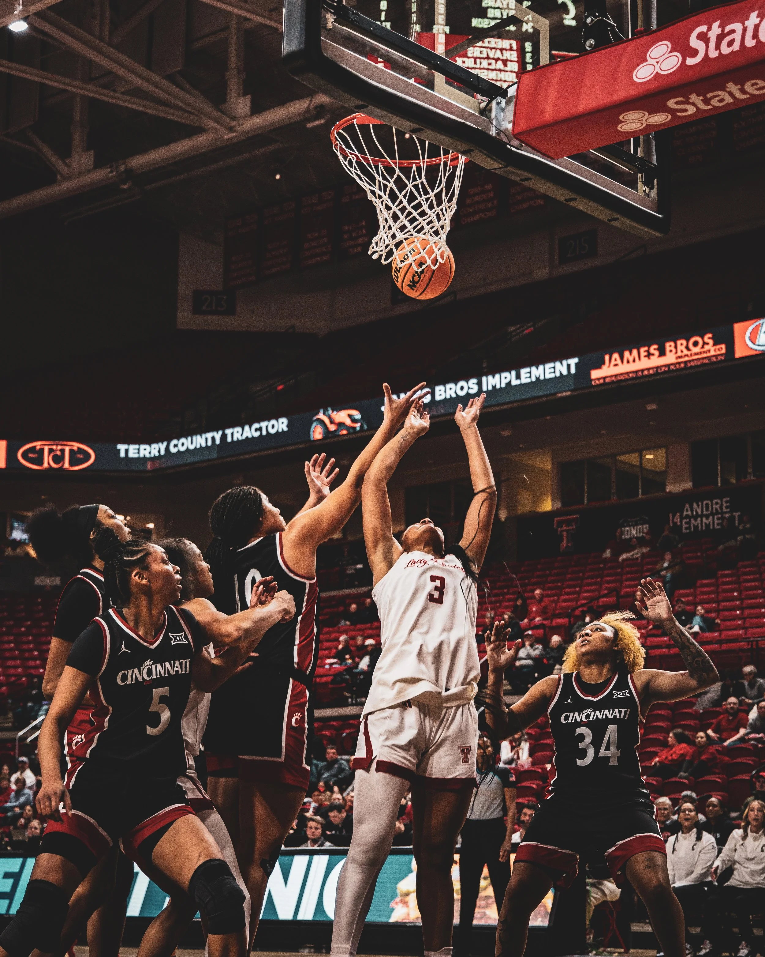 TTU_WBBvs.Cincinnati_-23.jpg