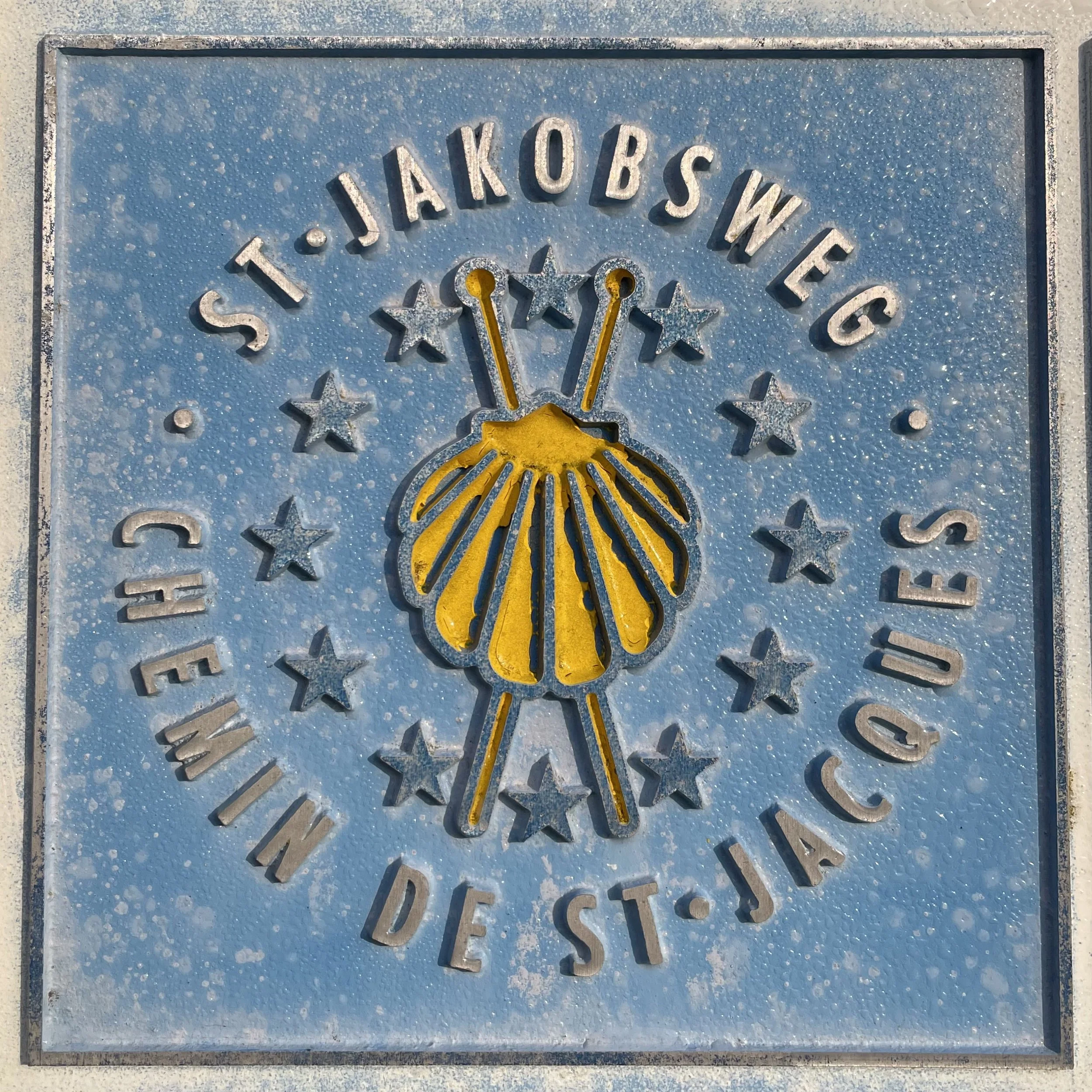 Stimmungsvoller Start in den Tag - unterwegs auf dem Jakobsweg