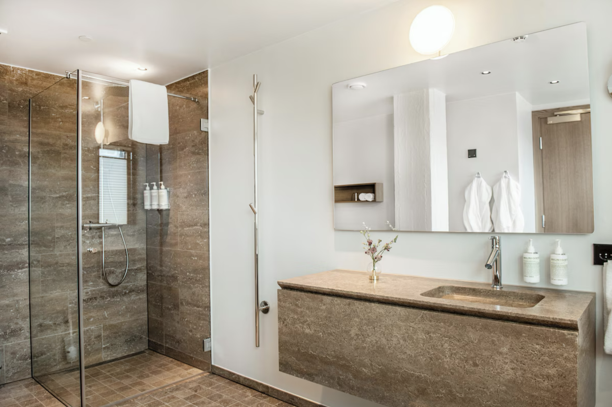 Screenshot 2025-10-30 at 9.04.56 PM.png