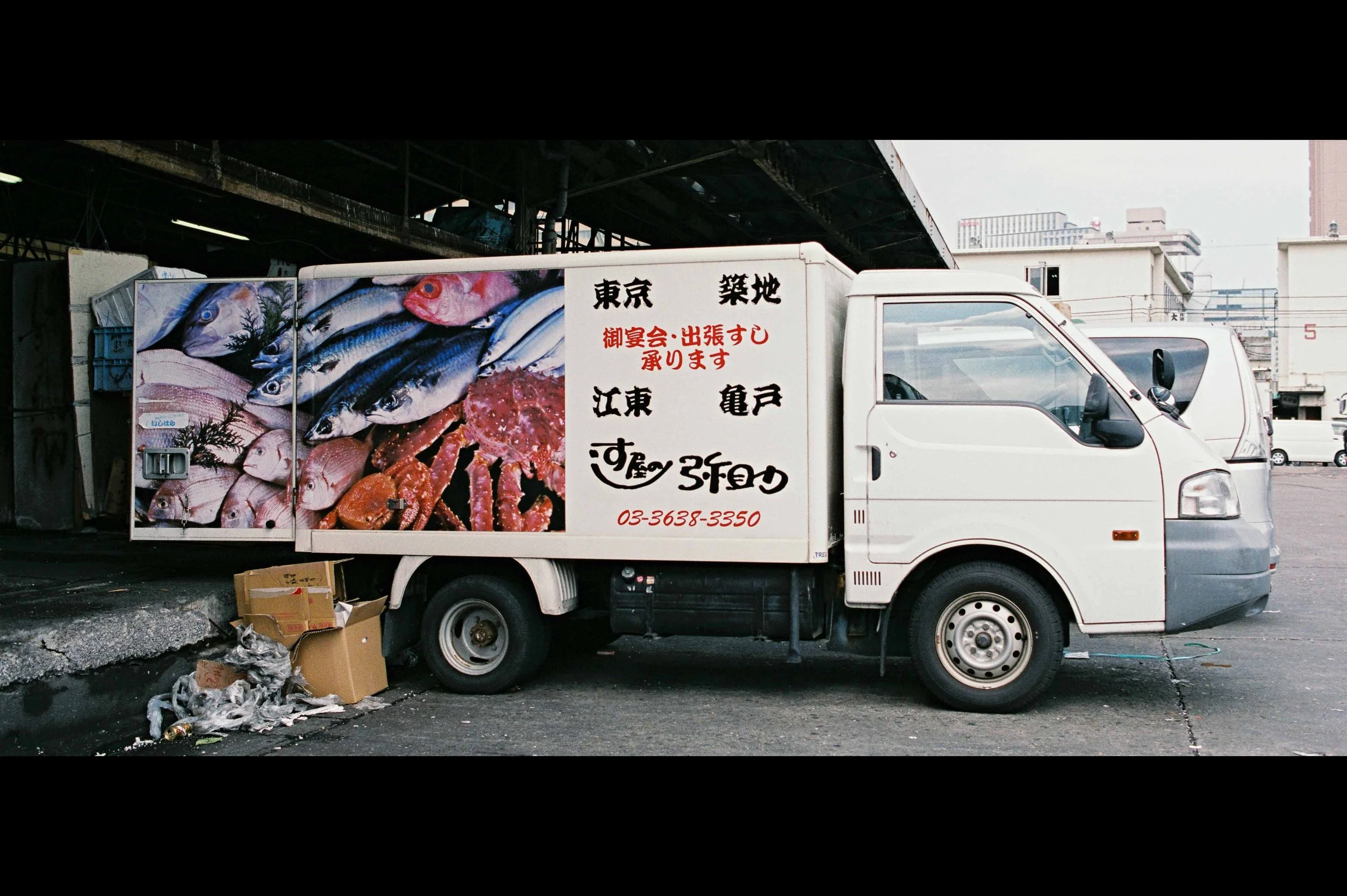 fish-market-van-graphic.jpg