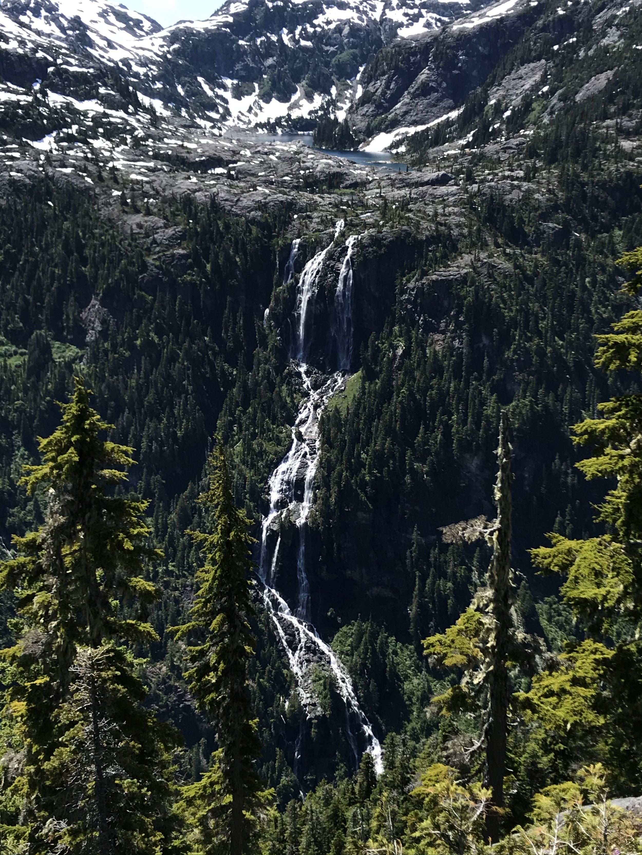 Della falls, Strathcona Park BC, photo courtesy of GibsonClark, CC BY-SA 4.0
