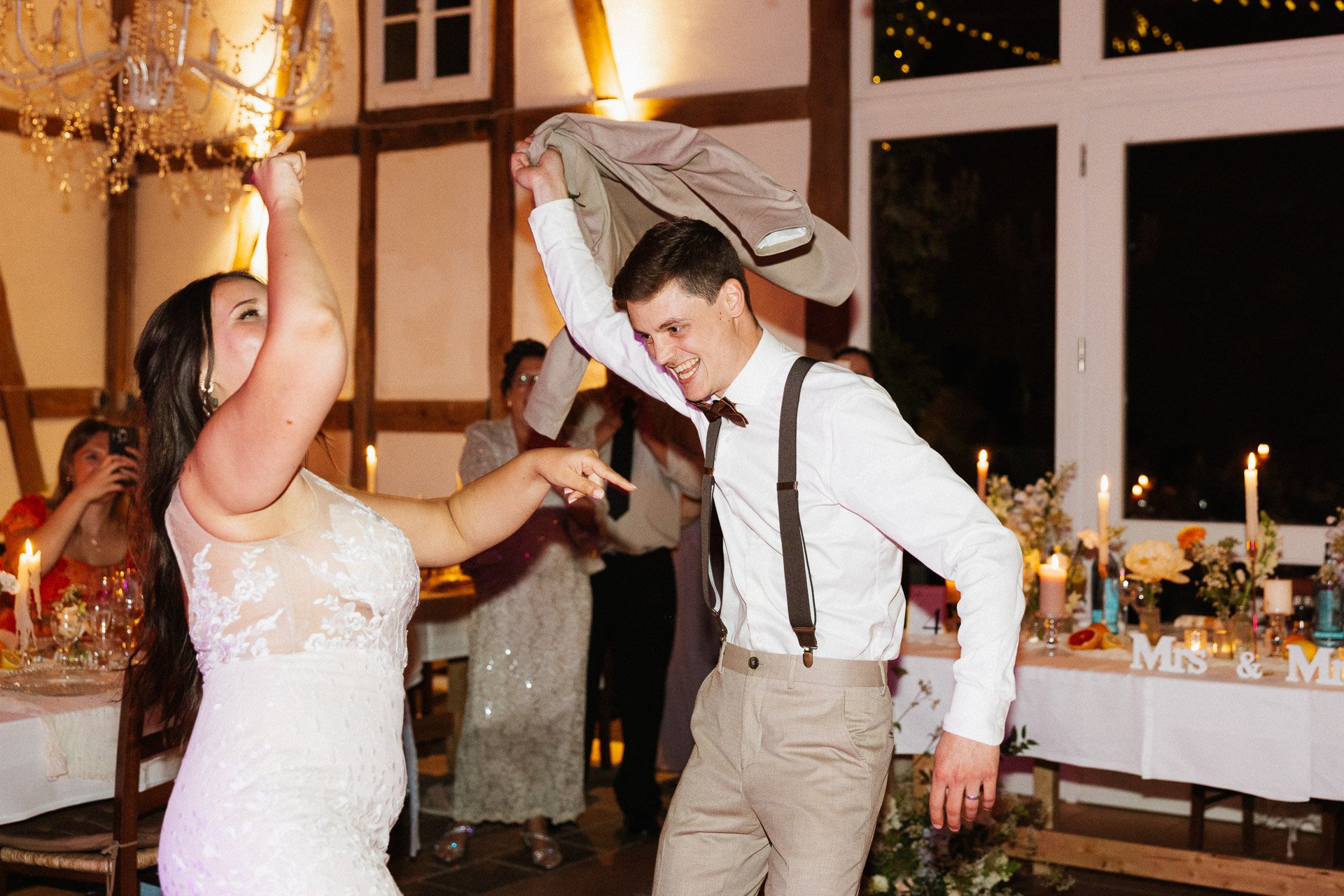 Party und Tanzfläche Hochzeit Hofgut Rodenstein – authentische Fotos von DIETZIMAGE.
