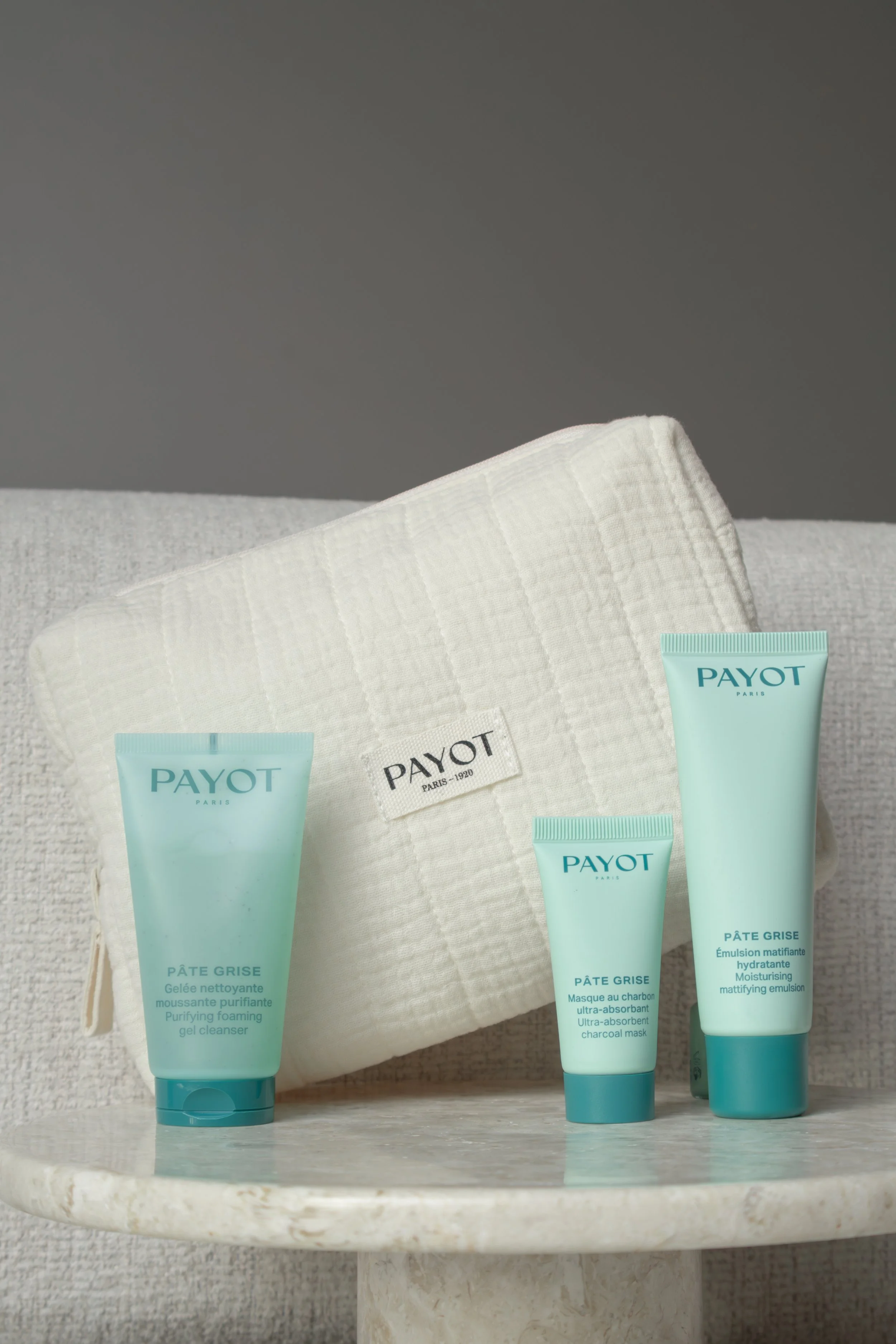 TROUSSE_PATE_GRISE1.jpg