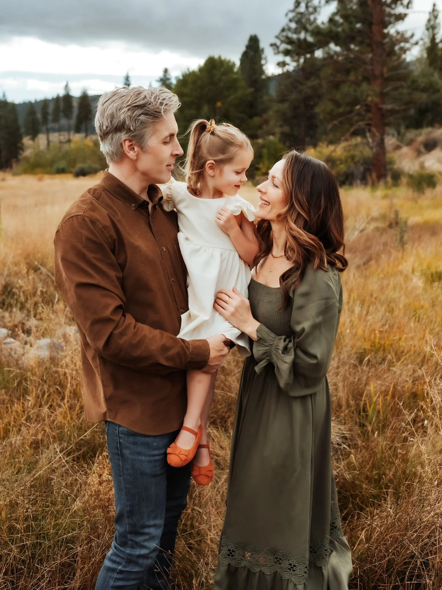 People and Moments I&rsquo;m grateful for 🤍

Do you have a gratitude practice? I try to on the daily. Some days it&rsquo;s more formal than others, but some days it&rsquo;s a posture of gratitude. 

This doesn&rsquo;t mean I don&rsquo;t acknowledge 